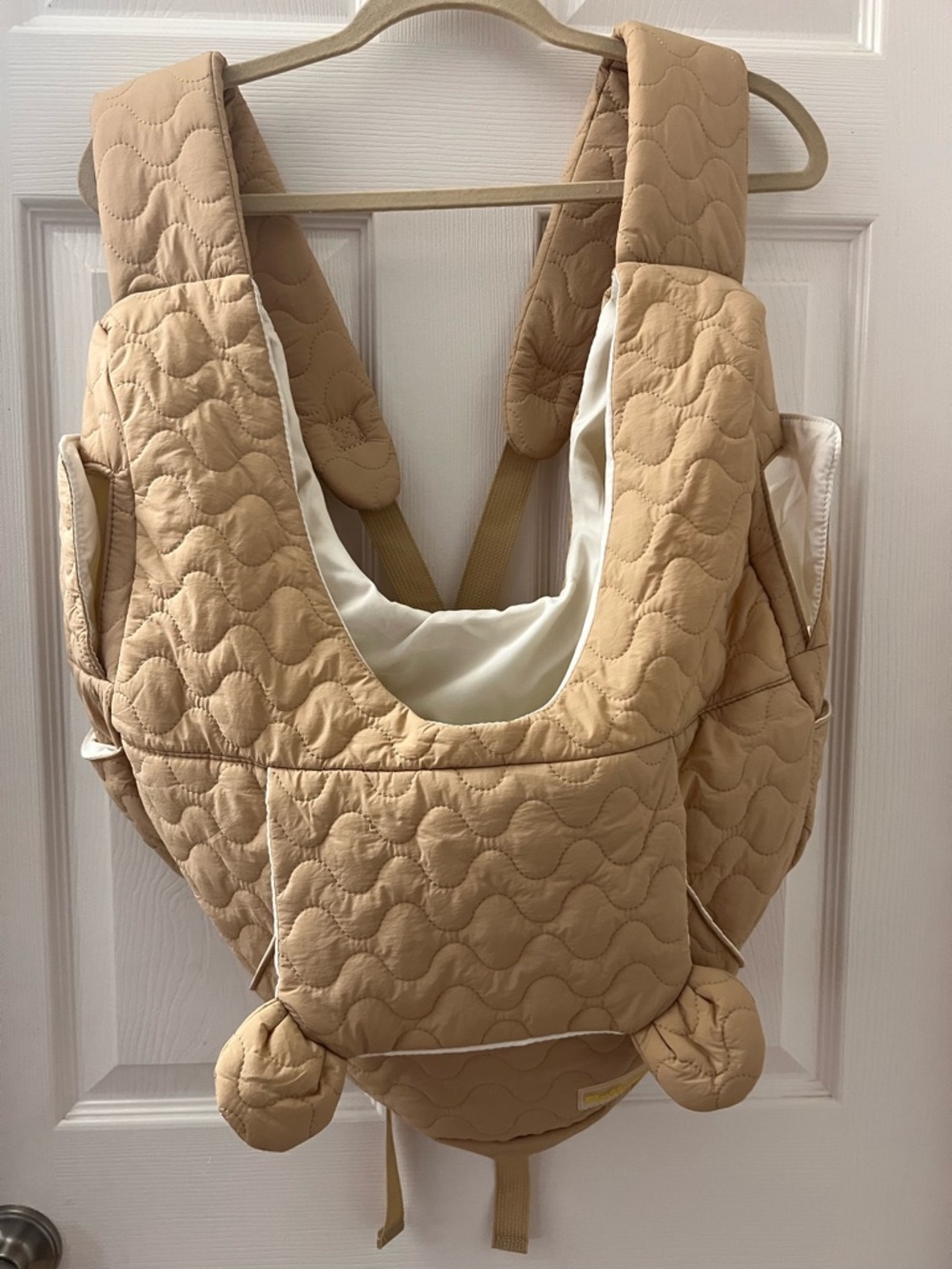 Fluffy Baby Cream Quilted Front Backpack Dog Carrier NWT